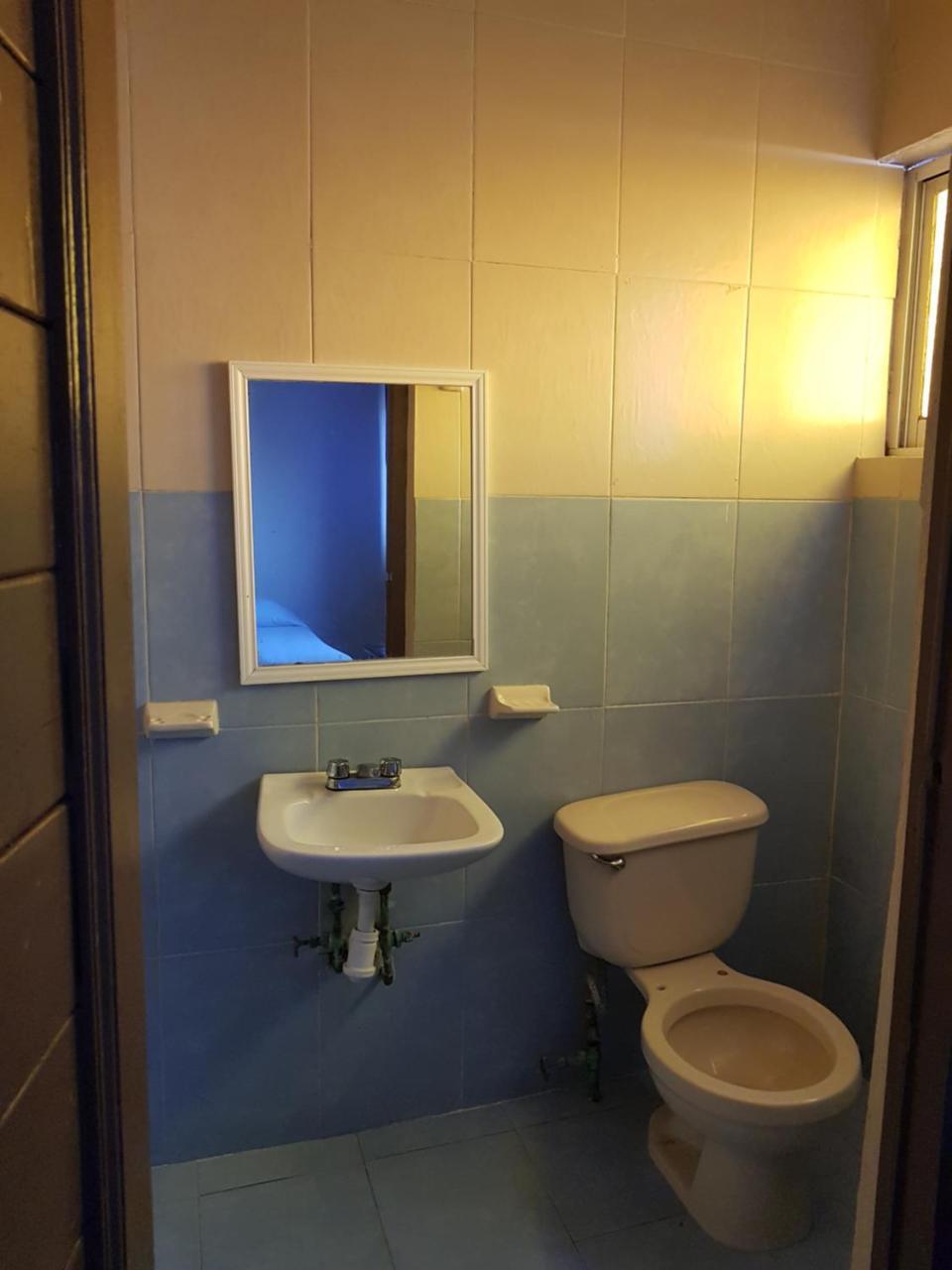 Hotel Avenida Tuxtla Gutierrez Bagian luar foto