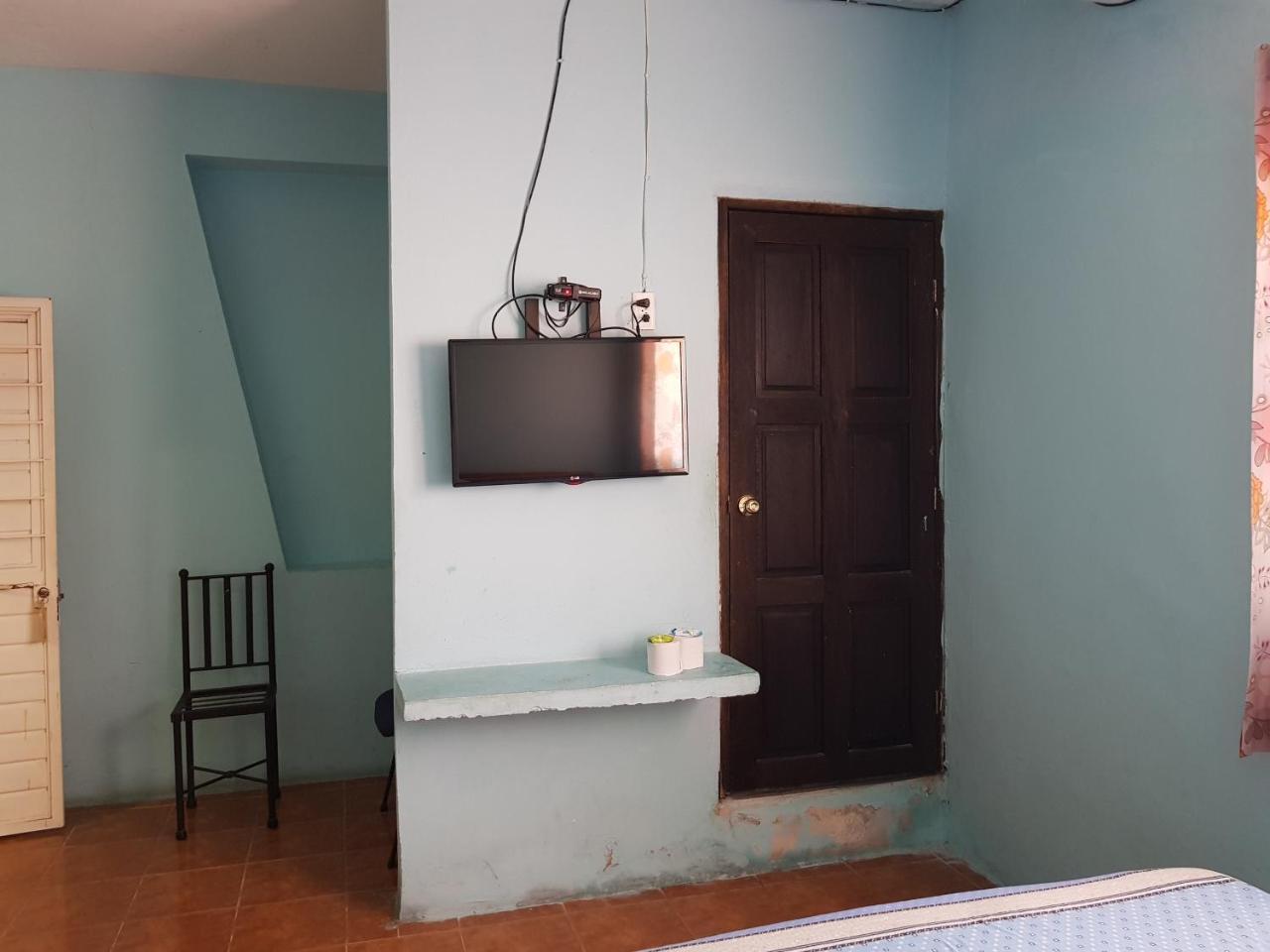 Hotel Avenida Tuxtla Gutierrez Bagian luar foto